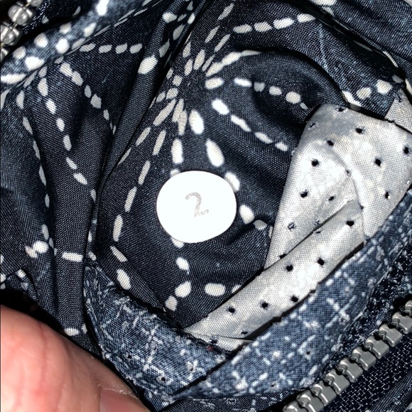 Lululemon Miss Misty II Sashiko Star Rain Jacket 2 - Picture 7 of 7